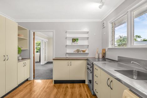 Photo of property in 3 Marsden Place, Awapuni, Palmerston North, 4412