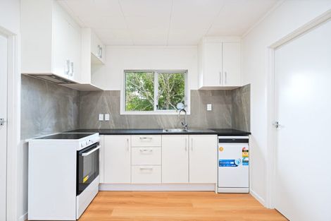 Photo of property in 1/60a View Road, Henderson, Auckland, 0612