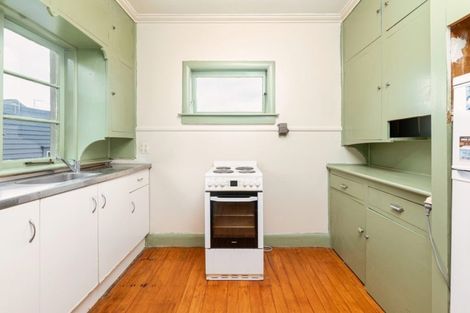 Photo of property in 1302 Dominion Road, Mount Roskill, Auckland, 1041