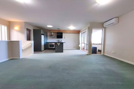 Photo of property in 3/81 Birkenhead Avenue, Birkenhead, Auckland, 0626