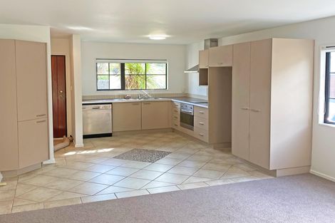 Photo of property in 8/41 The Avenue, Albany, Auckland, 0632