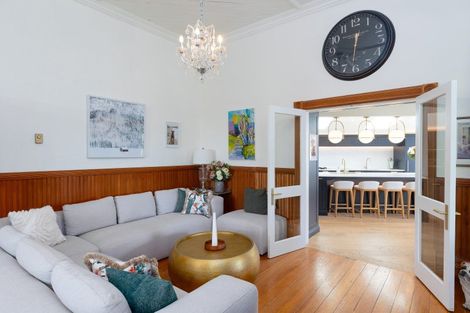 Photo of property in 36 Van Diemen Street, Nelson South, Nelson, 7010