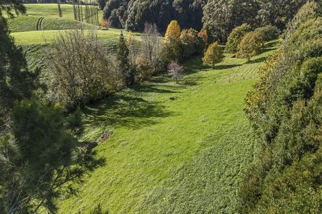 Photo of property in 574 Otaraoa Road, Tikorangi, Waitara, 4383