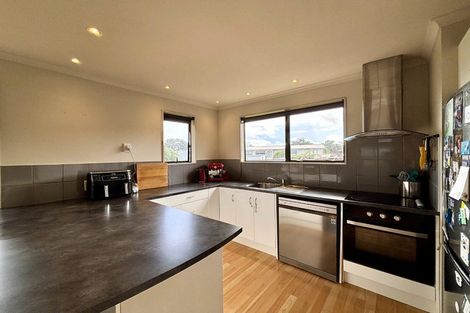 Photo of property in 16 Stemhead Lane, Whitby, Porirua, 5024