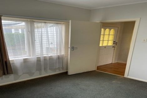 Photo of property in 2/22 Amaru Road, One Tree Hill, Auckland, 1061