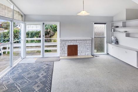 Photo of property in 22 Larne Avenue, Pakuranga Heights, Auckland, 2010