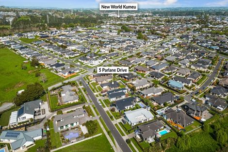 Photo of property in 5 Parlane Drive, Huapai, Kumeu, 0810