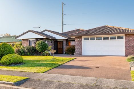 Photo of property in 14 Azalea Dell, Mount Maunganui, 3116