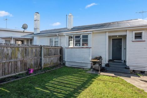 Photo of property in 27 Warwick Street, Mayfield, Blenheim, 7201