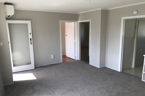 Photo of property in 2/4a Corrella Road, Belmont, Auckland, 0622