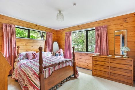 Photo of property in 15a Main Road, Tawa, Wellington, 5028