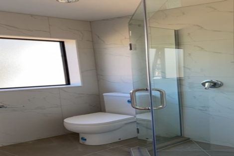 Photo of property in 10 Han Court, Glen Eden, Auckland, 0602