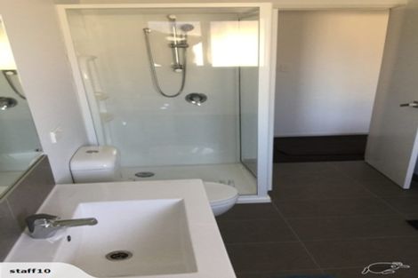 Photo of property in 12 O'farrell Drive, One Tree Point, 0118