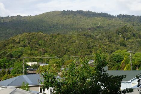 Photo of property in 5 Leith Crescent, Greymouth, 7805