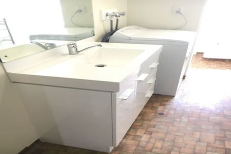 Photo of property in 67 Pirie Street, Mount Victoria, Wellington, 6011