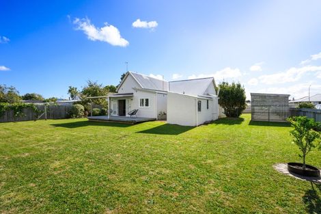 Photo of property in 13 Sandilands Street, Feilding, 4702