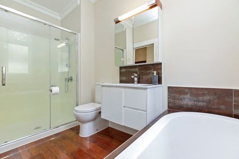 Photo of property in 84 Waitaha Road, Welcome Bay, Tauranga, 3112