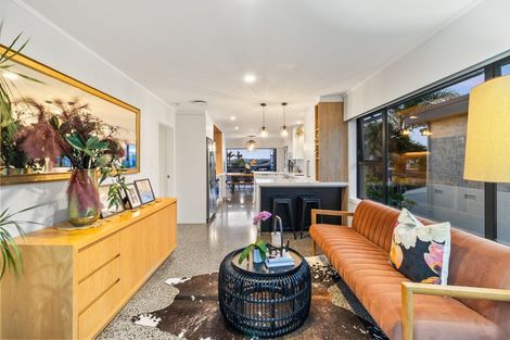 Photo of property in 16 Clyside Avenue, Half Moon Bay, Auckland, 2012