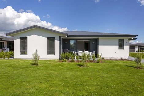 Photo of property in 5 Bastille Court, Rangatira Park, Taupo, 3330