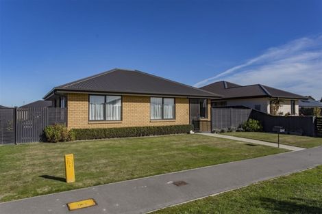 Photo of property in 6/3 Retallick Way, Amberley, 7410