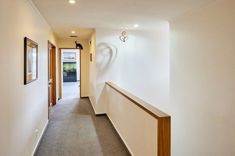 Photo of property in 3 Musket Lane, Whitby, Porirua, 5024