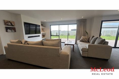 Photo of property in 14 Jag Way, Tinwald, Ashburton, 7700