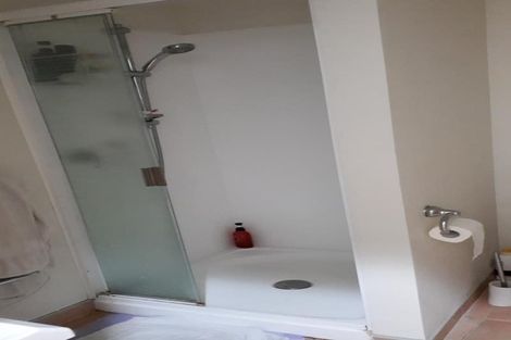 Photo of property in Atrium Towers, 7j/154 The Terrace, Wellington Central, Wellington, 6011