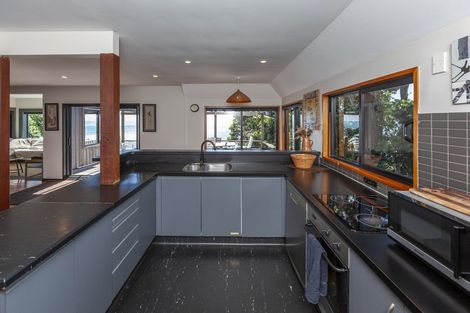 Photo of property in 84 Ames Street, Paekakariki, 5034