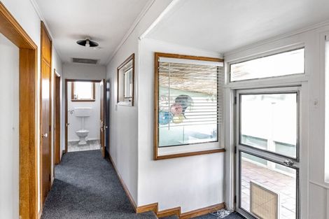 Photo of property in 62 Romilly Street, Westport, 7825