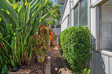 Photo of property in 9/66 Victoria Road, Devonport, Auckland, 0624