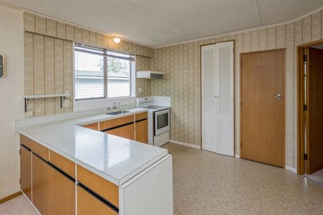 Photo of property in 2 Anzac Road, Otaki, 5512