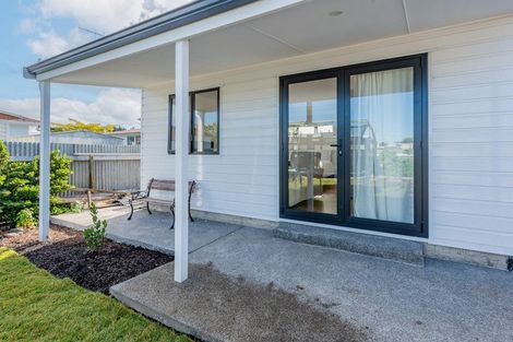 Photo of property in 6 Corbett Place, Onekawa, Napier, 4110
