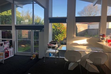 Photo of property in 94 Barrack Road, Mount Wellington, Auckland, 1060