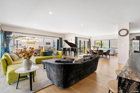 Photo of property in 492 Beach Road, Murrays Bay, Auckland, 0630