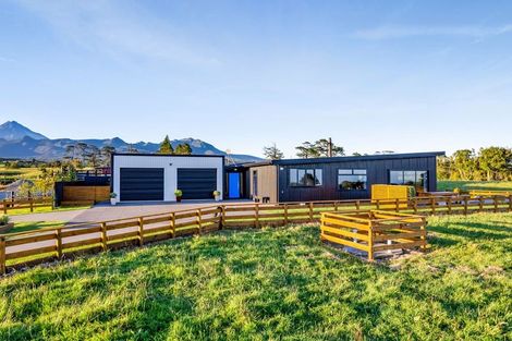Photo of property in 1202 Frankley Road, Hurworth, New Plymouth, 4371