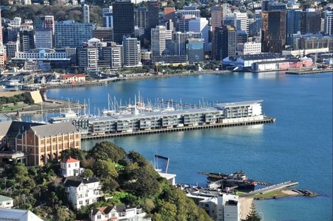 Photo of property in Clyde Quay Wharf, 2d/1 Clyde Quay Wharf, Te Aro, Wellington, 6011