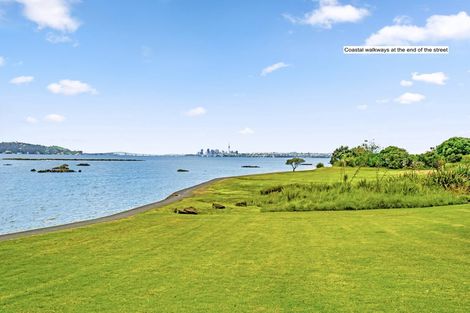 Photo of property in 33b Gill Avenue, Te Atatu Peninsula, Auckland, 0610