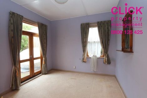 Photo of property in 128 Glen Road, The Glen, Dunedin, 9011