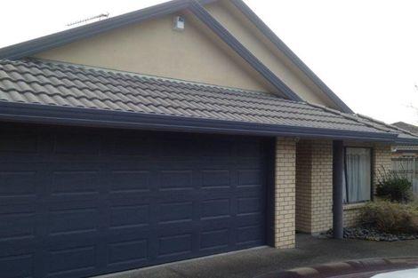 Photo of property in 61 Armoy Drive, East Tamaki, Auckland, 2016