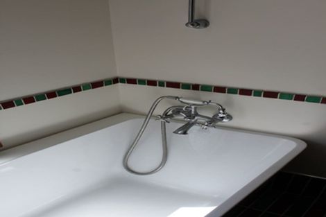 Photo of property in 32 Hereford Street, Kaikorai, Dunedin, 9010