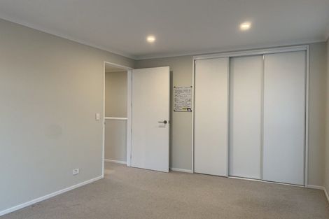 Photo of property in 5/4 Matimati Place, Hobsonville, Auckland, 0616