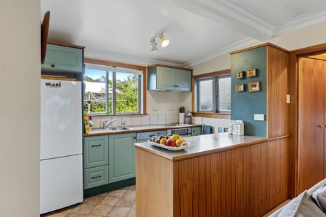 Photo of property in 16a Laurence Street, Manly, Whangaparaoa, 0930