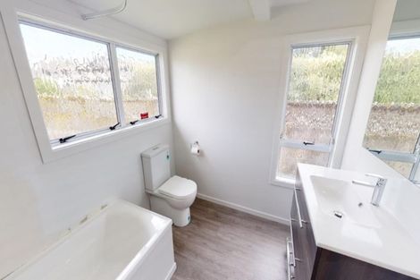 Photo of property in 118 Pahiatua Street, Hokowhitu, Palmerston North, 4410