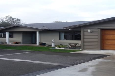 Photo of property in 609a Avenue Road West, Saint Leonards, Hastings, 4120