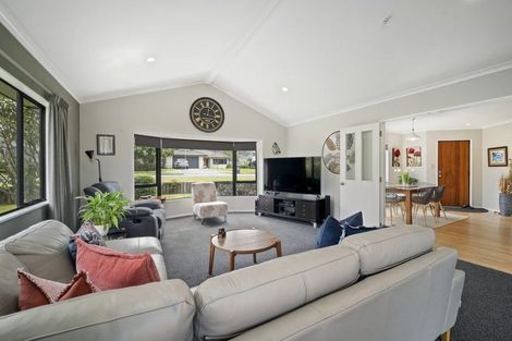 Photo of property in 9 Caulfield Place, Pukehangi, Rotorua, 3015