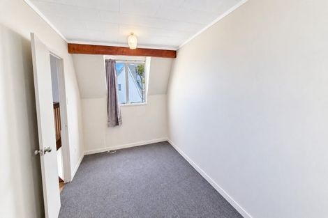 Photo of property in 25 Attlee Place, Gisborne, 4010