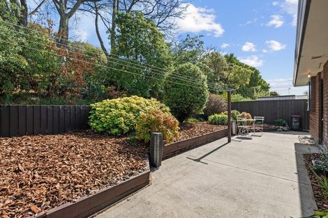 Photo of property in 1/8 Torvill And Dean Lane, Cashmere, Christchurch, 8022