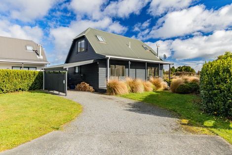 Photo of property in 14 Cordyline Place, Ohakune, 4625