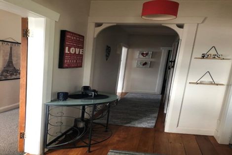 Photo of property in 22 Ngaio Street, Strandon, New Plymouth, 4312