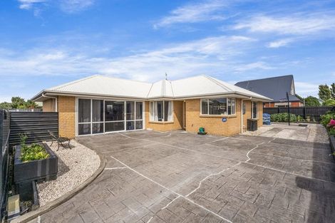 Photo of property in 43 Farnborough Street, Aranui, Christchurch, 8061